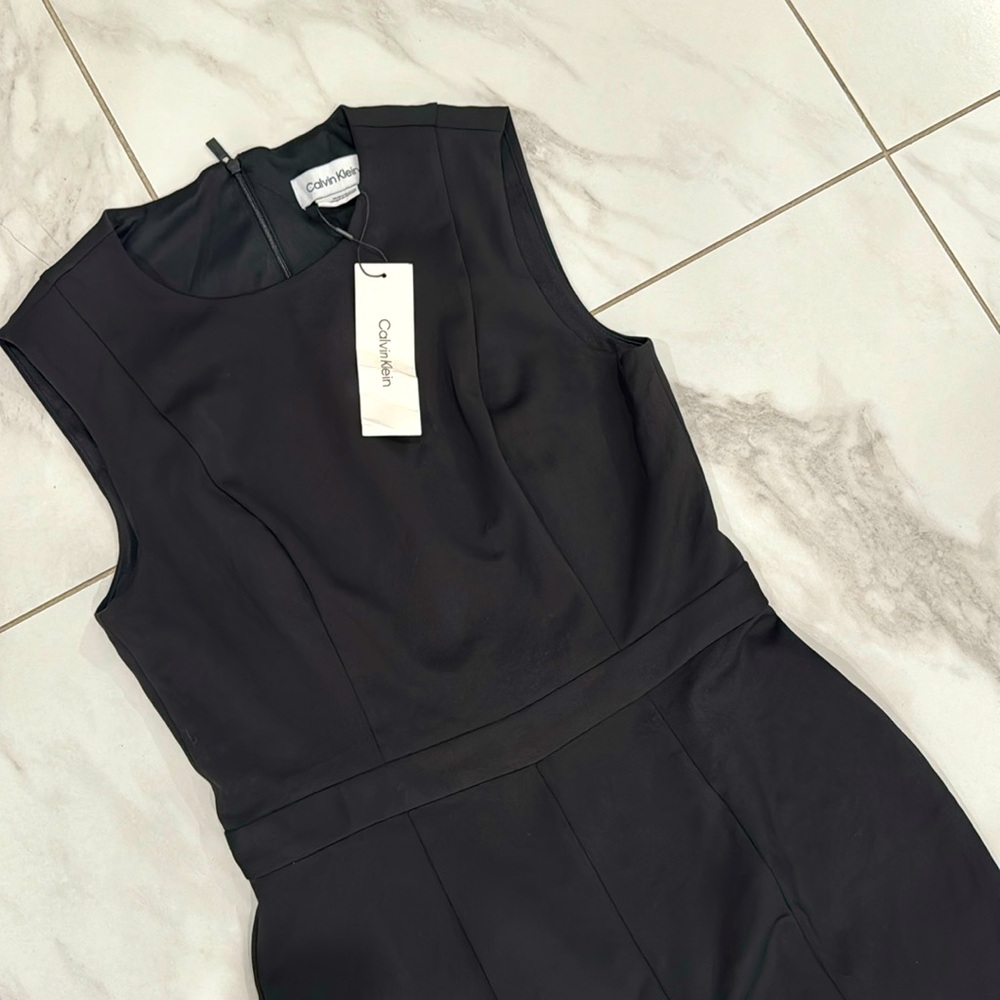 NWT 🏷️ Calvin Klein jumpsuit size 6